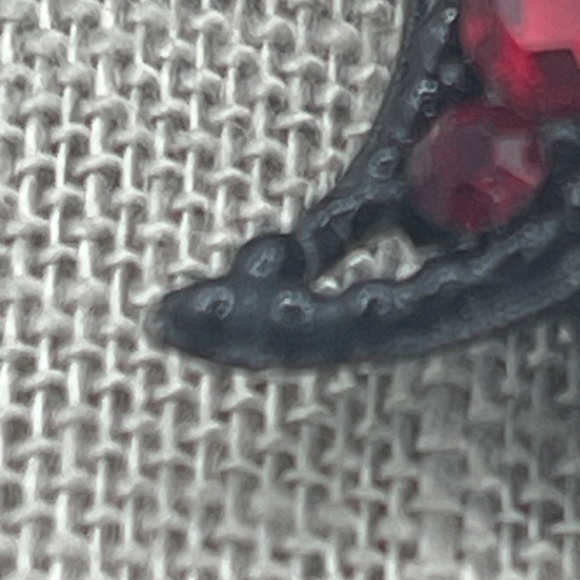 Weiss SIgned Vintage Brooch Pin Flower Red Rhinestone Flower Tulip - Picture 2 of 10